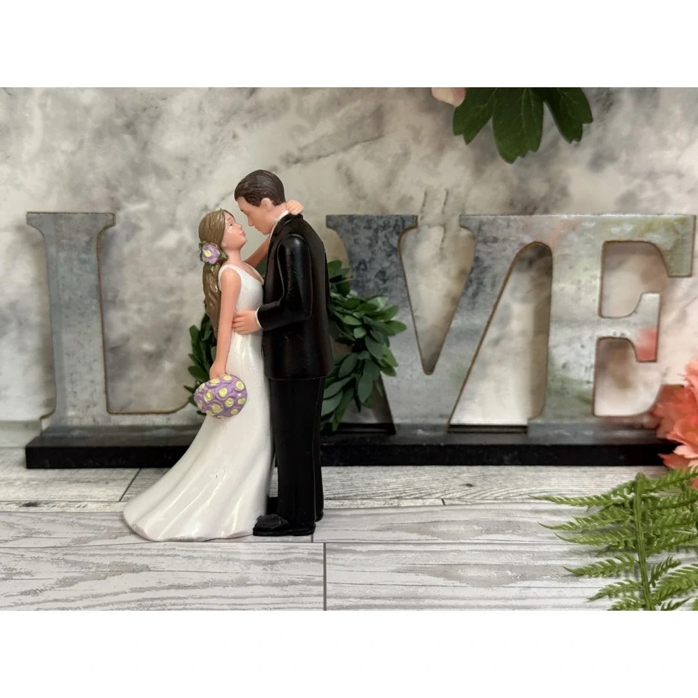 Vintage Bride and Groom 4.5